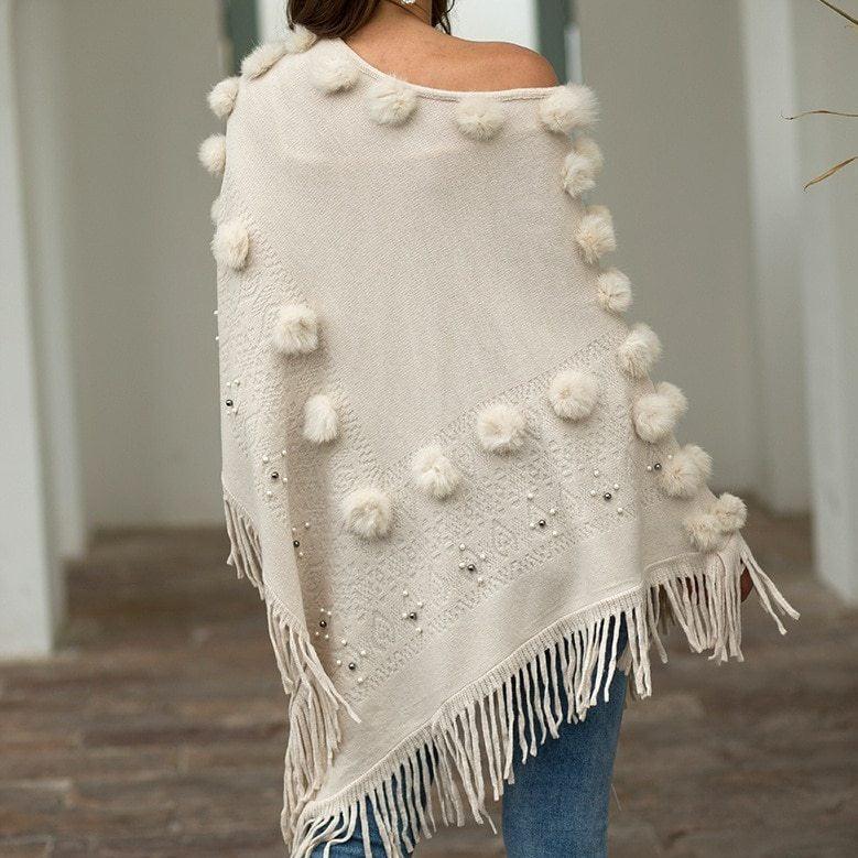 Poncho Feminino Zaya Tricô Pompom Franja - O toque de charme que seu look precisa!