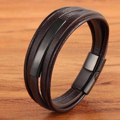 pulseira-couro-masculina-carteira-homen-barba-barbearia-cerveja-compra-cartão-promoção-estilo-masculina-relógio-carro-bolsonaro-brasil-covid-pandemia-celular-chave-futebol-esporte-bar-boteco-barbearia