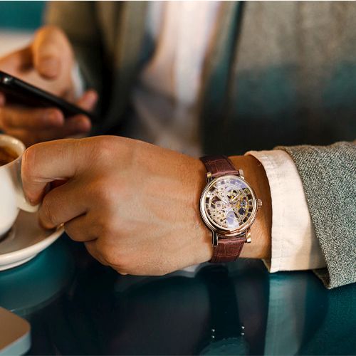 Reloj de fondo transparente casual de lujo Winner 